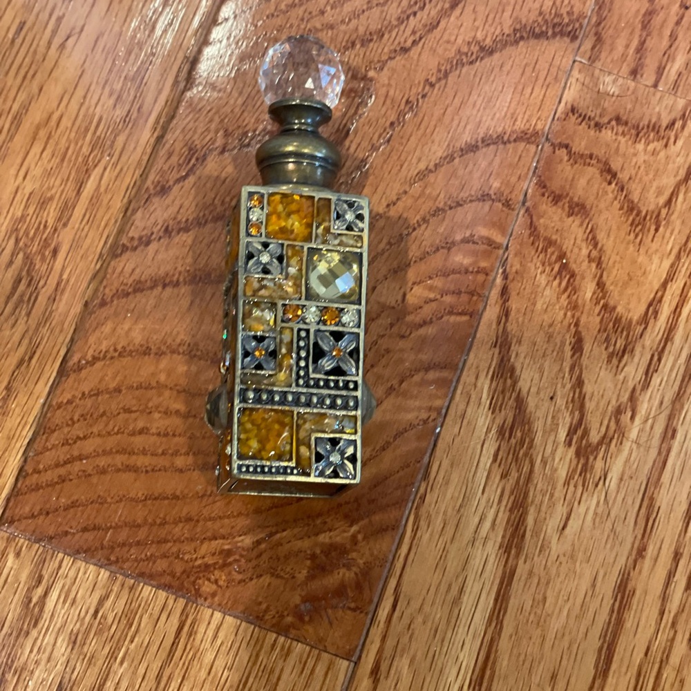 Decorative Gold and Brown Perfume Bottle - Picture 2 of 8